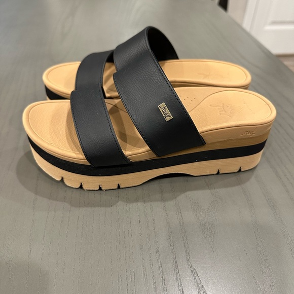 Reef Banded Horizon Hi Slide Sandals - Picture 3 of 8